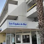 Apartamento Cigale De 100 M From The And The Town Center Of *